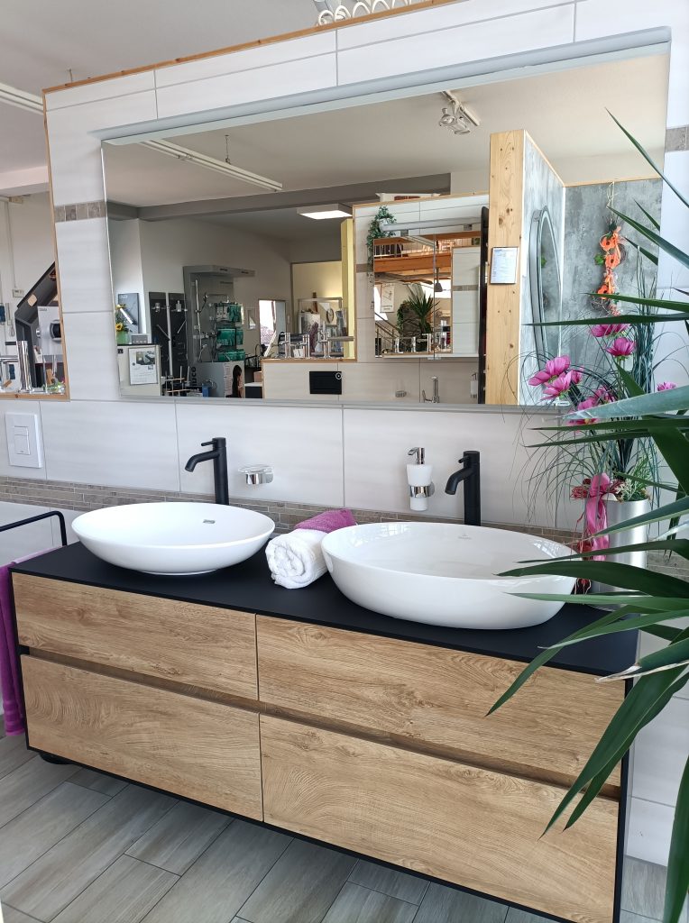 zwei Waschbecken modern