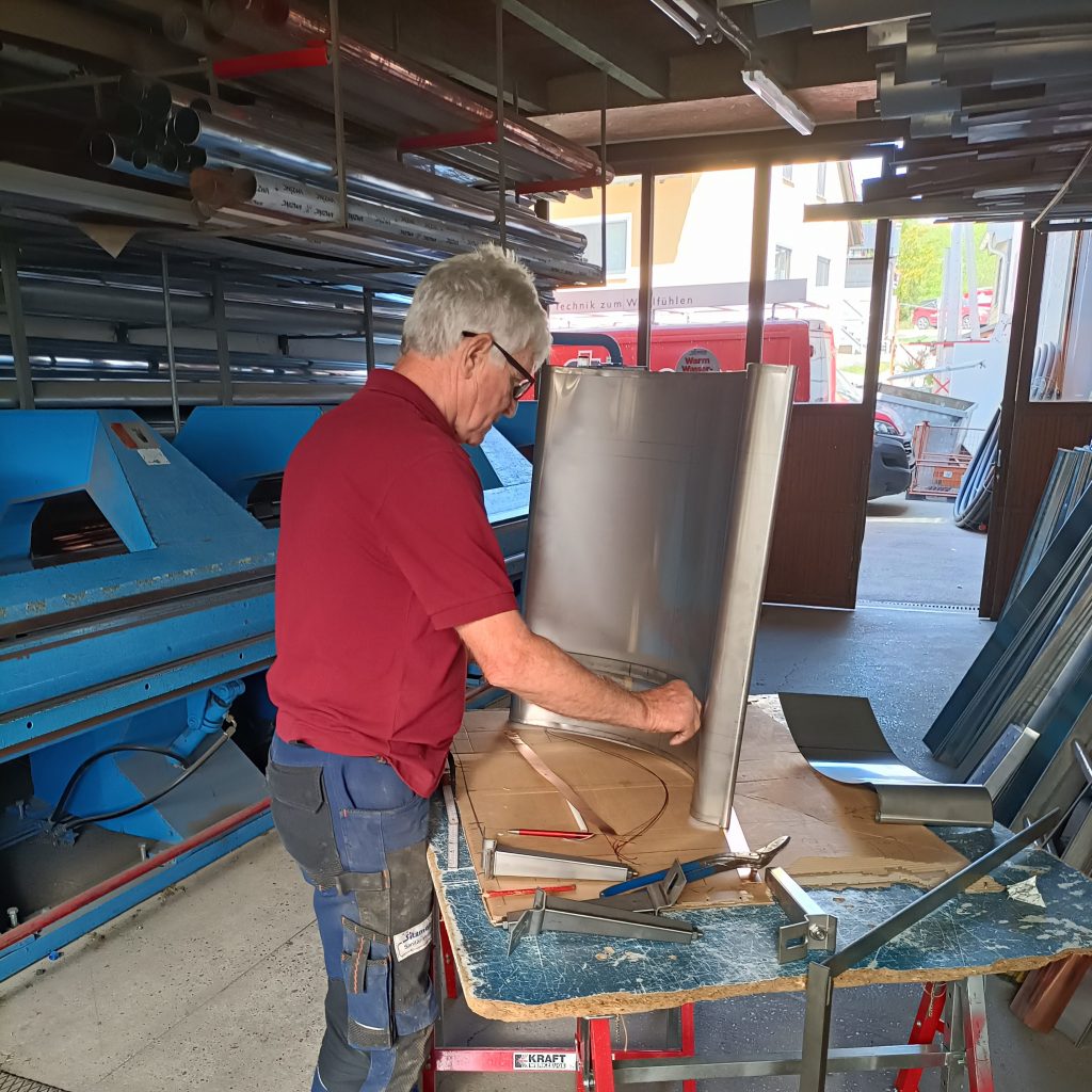 Spengler bei der Arbeit